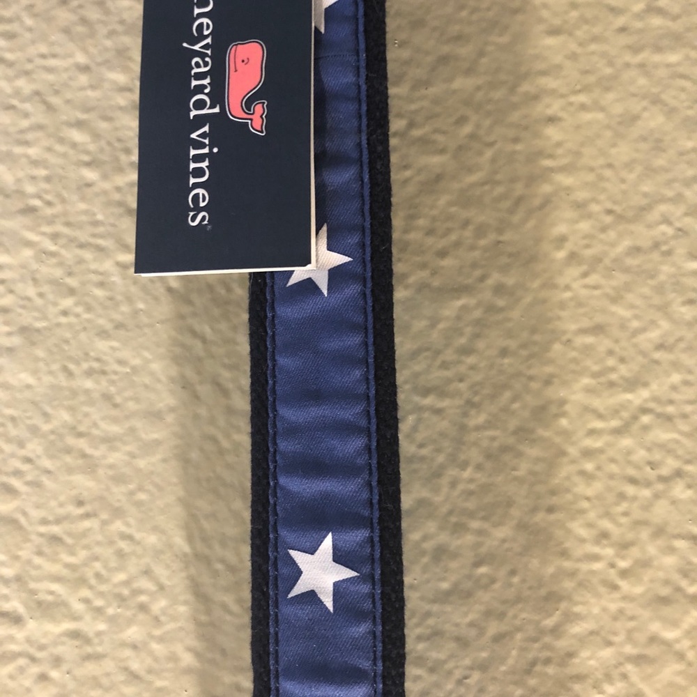Men’s size 44 Vineyard Vines Canvas Star Navy Belt
